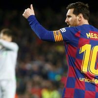 A cuántos partidos está Messi del futbolista que más partidos jugó en Champions
