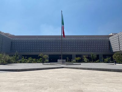 En tiempos de la 4T, diputados gastan más de mil millones de pesos en “embellecer” San Lázaro
