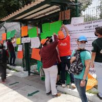 En marcha, estudiantes y padres exigen la salida de la policía del campus de la UDLAP