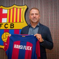 El alemán Hansi Flick es el nuevo entrenador del Barcelona hasta 2026