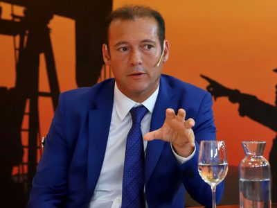 Omar Gutiérrez celebró la nueva sede de YPF en Neuquén
