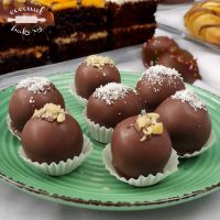 Bombones de coco: no terminés el finde sin hacer esta delicia que no cuesta casi nada preparar