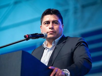El gobernador de Santa Cruz tuvo una importante reunión con Lisandro Catalán en la Casa Rosada