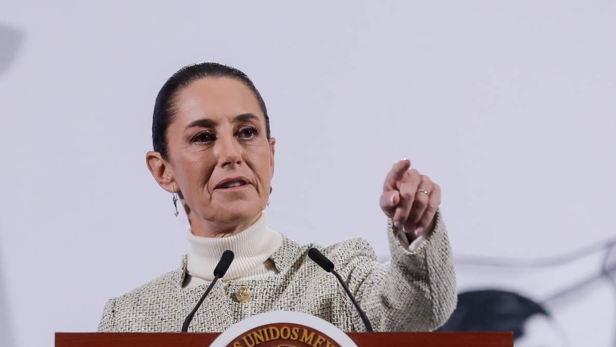 La presidenta Claudia Sheinbaum en la mañanera del pueblo