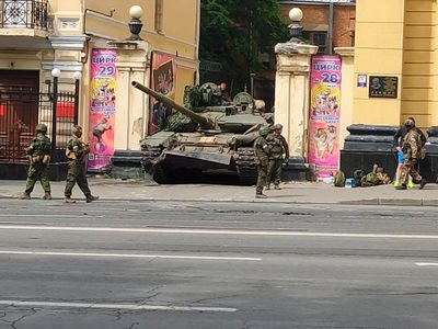 Mercenarios del Grupo Wagner entran a la región de Lipetsk, a 360 kilómetros de Moscú