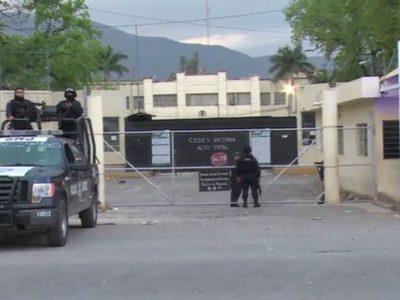 Se fugan 29 reos por un túnel cavado en penal de Ciudad Victoria; recapturan a 10