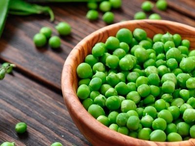 Los beneficios del comer arvejas para la salud