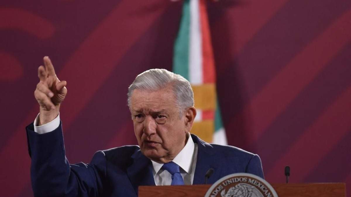 El presidente en su conferencia