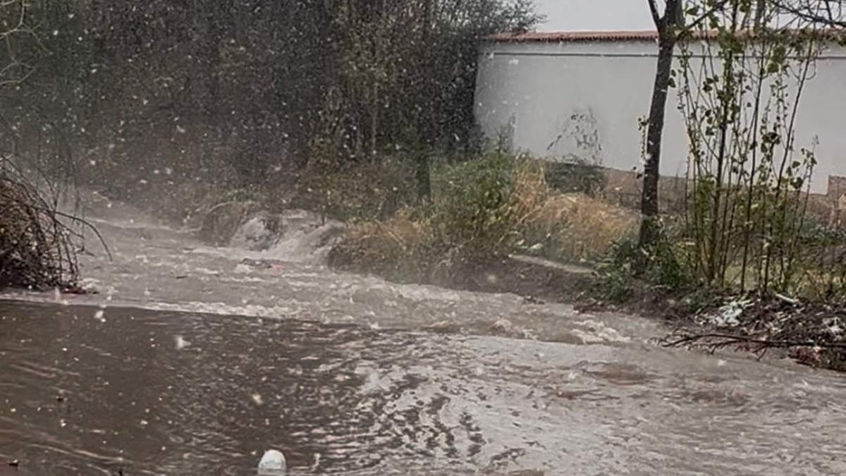 Cada vez que llueve se transforma en un río.
