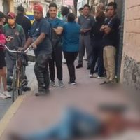 Linchan en Ecatepec a dos asaltantes de transporte público