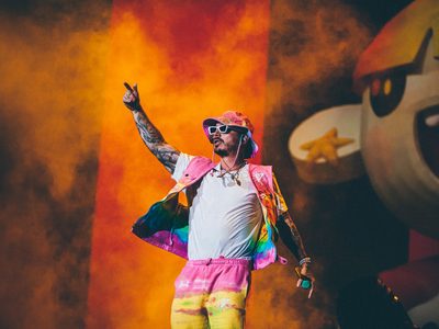 J Balvin, reggaetón con amor desde Colombia para México