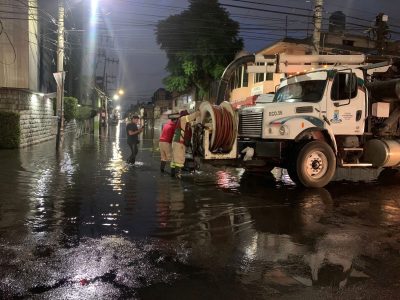 Neza bajo el agua: 110 calles, más de mil viviendas y diez escuelas dañadas por lluvias