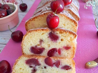 Animate a este bizcocho de cerezas al marrasquino: receta fácil, húmeda y riquísima para una tarde de mates