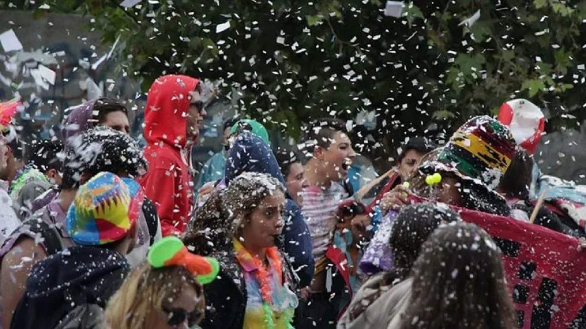 El festejo por el Último Primer Día se instauró en el 2010 y se realiza en todo el país. Fuente (Facebook)