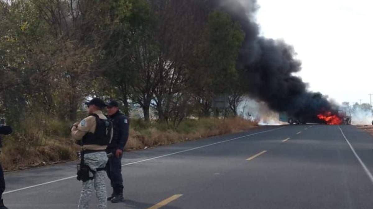 Un autobús incendiado