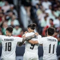 Uruguay humilla 4-0 a México en amistoso rumbo a la Copa América
