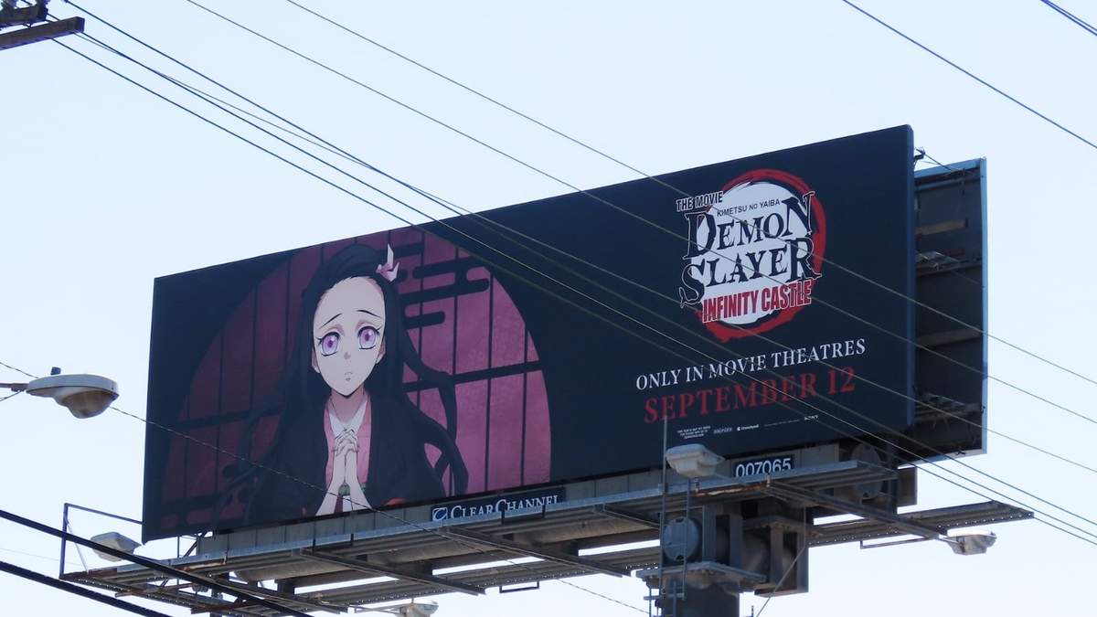 Anuncio espectacular en EU de la película Demon Slayer: Kimetsu no Yaiba