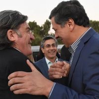 Té para tres: ¿Mendoza está lista para una tercera fuerza política?