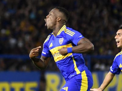 La Bombonera habló: silbidos en la victoria de Boca ante Aldosivi