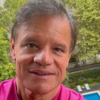 "Muy felices": Enrique Sacco anunció la noticia más esperada por él y su familia