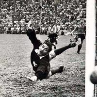 Adiós al "Cinco Copas"; muere "La Tota" Carbajal, el histórico portero mundialista mexicano