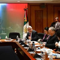 FBI y CIA recorren San Lázaro para estudiar logística por asistencia de Pence a investidura de AMLO