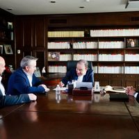 Gobernador Durazo atrae interés de empresa australiana para comercializar por el Puerto de Guaymas