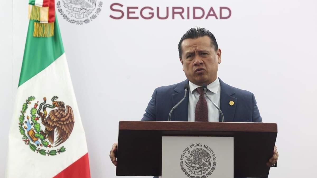 Carlos Torres Piña participó en la conferencia del gabinete de seguridad