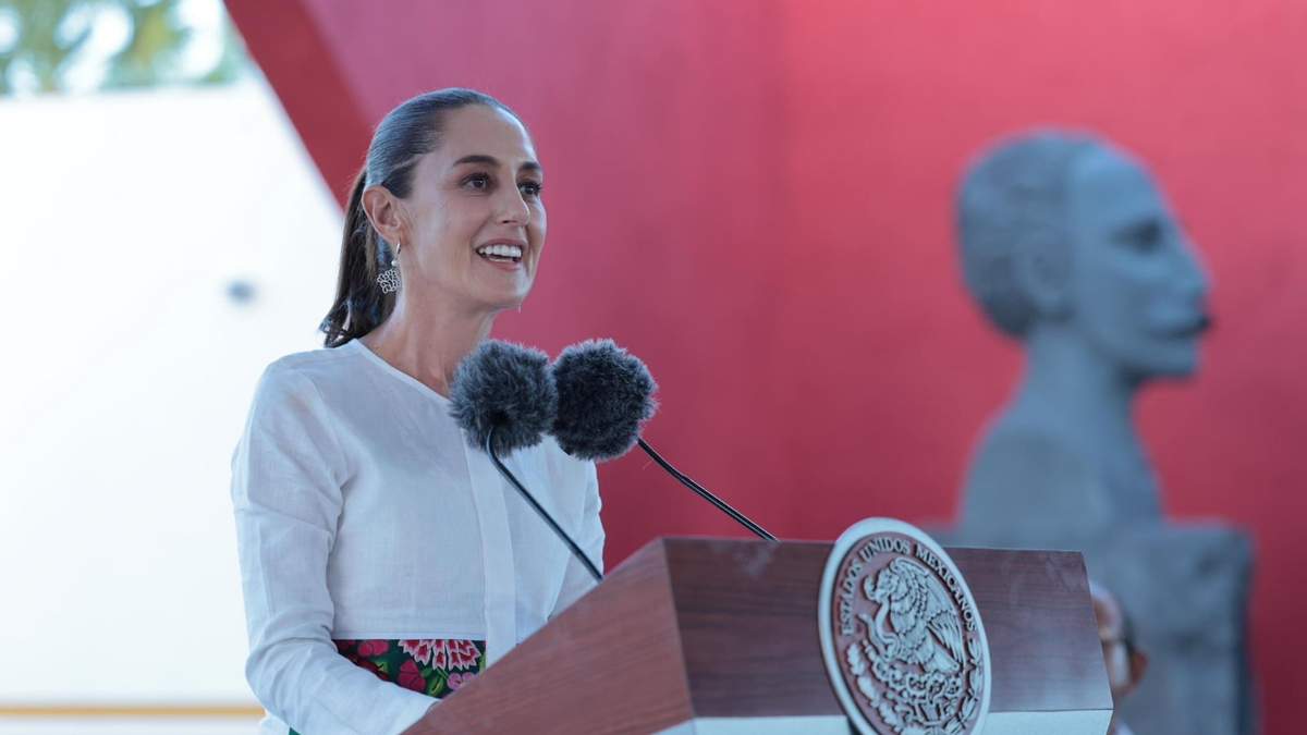 La presidenta electa Claudia Sheinbaum Pardo en la ceremonia de repatriación y memoria del revolucionario Catarino Garza Rodríguez
