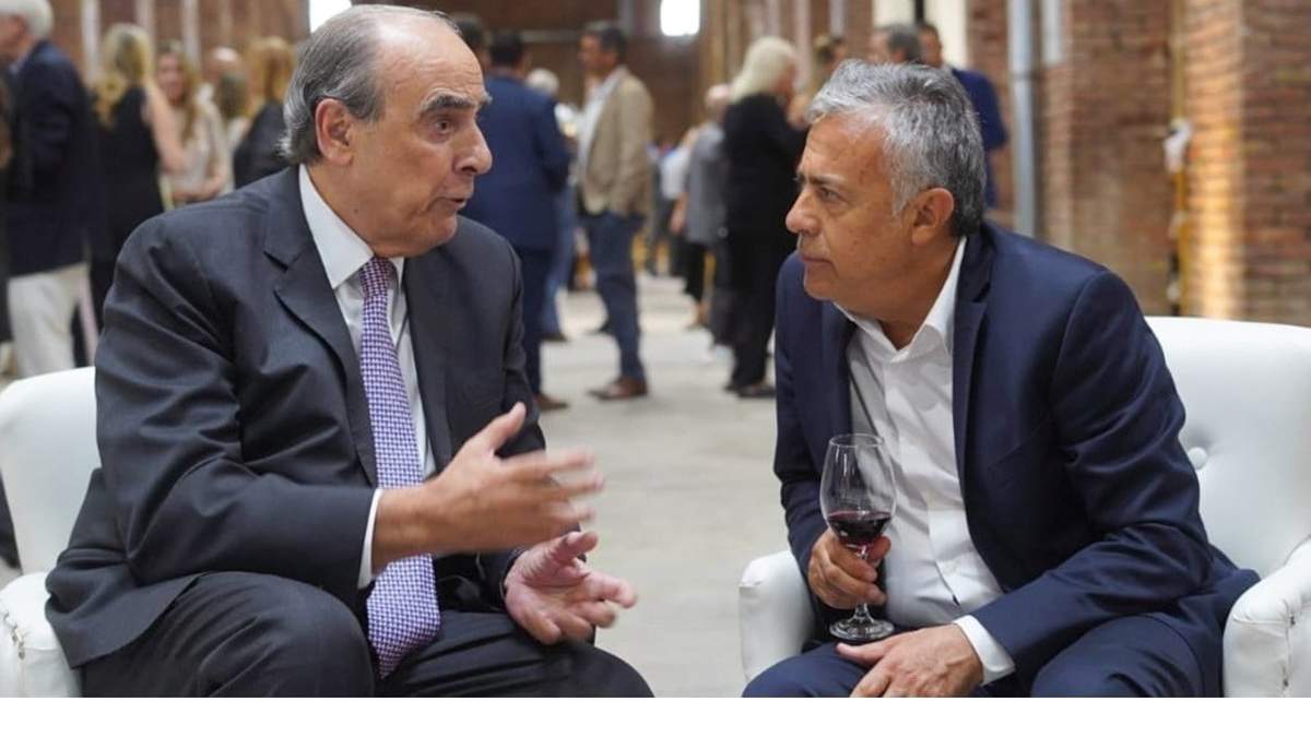 El Jefe de Gabinete con el gobernador Cornejo.