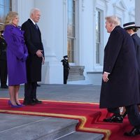 Biden recibe a Trump en la Casa Blanca en un último gesto de cortesía
