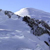 Francia: Hallan muertos a cuatro montañistas en lado francés del Mont Blanc