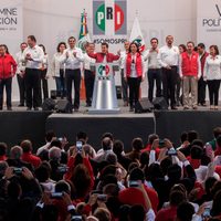 Peña y su nuevo equívoco verbal: "Primero el PAN... y después los nombres" (Video)