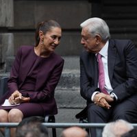 Sheinbaum niega una ruptura de relaciones con España pero exige "respeto"