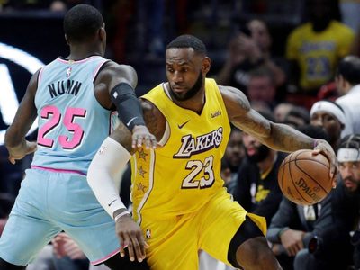 La NBA vuelve a la actividad con una medida inédita por coronavirus