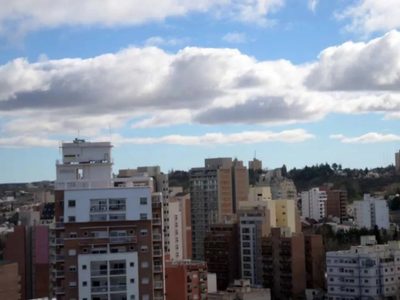 Clima en Neuquén: este jueves sube la temperatura y siguen las nubes