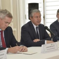 Rolando Figueroa promocionó en Estados Unidos el potencial de Vaca Muerta en GNL