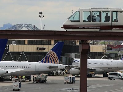 Caos aéreo en Estados Unidos: falta personal, demoras y vuelos suspendidos