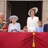 La realeza británica es criticada por aumento de sus gastos