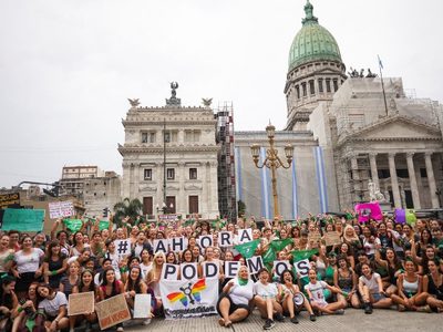 Agrupaciones feministas piden que no jure como diputado un exintendente condenado por abuso