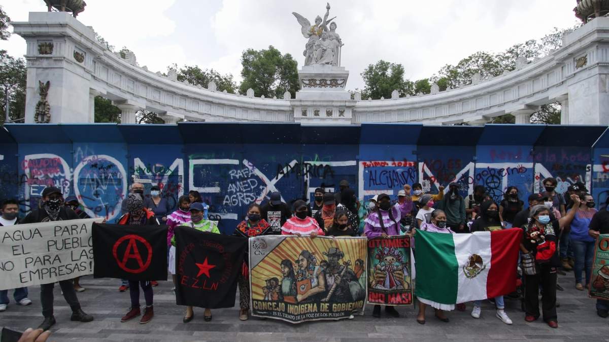Comunidad Otomí protesta en apoyo a triquis luego del desalojo