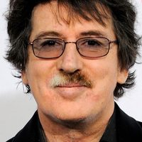 Charly García, entre el aislamiento y el drama por su mamá evacuada por el coronavirus