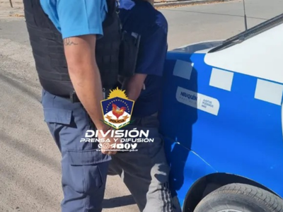 En el oeste de la capital, robó a tres personas con una tumbera en mano