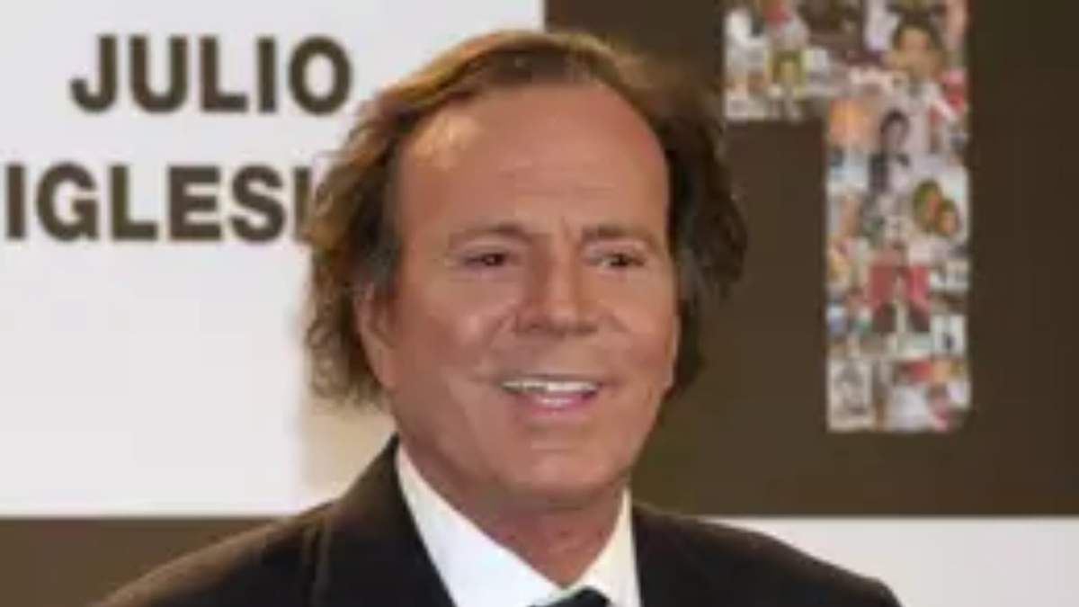 El cantante Julio Iglesias, acusado de agresión sexual