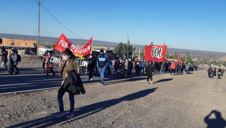 Fol, Polo Obrero y otras organizaciones, protestan
