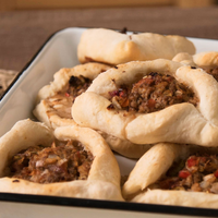 Fatay exprés: hacete las mejores empanadas árabes con esta receta fácil, económica y rendidora