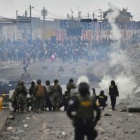 Dina Boluarte criticó a los manifestantes tras la violenta protesta en Lima