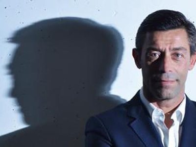 Pedro Caixinha dio positivo a covid-19 al llegar a Canadá