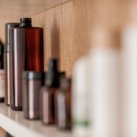 No tires los envases del shampoo y dales un original uso con esta idea super práctica