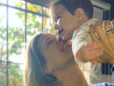 “Mi conejita hermosa”: Eugenia Tobal retrató a Ema con este look irresistible y desató suspiros